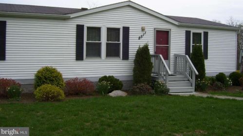 8511 Reno Monument Rd, Middletown MD  21769-8429 exterior