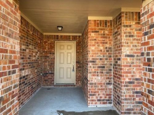 148 Meadow Crest Dr, Princeton TX  75407-2687 exterior