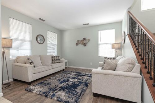 1483 Estrella Way, Turlock CA  95382-8633 exterior