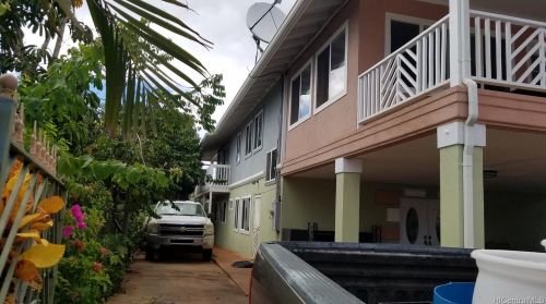 87220 Holopono St, Nanakuli, HI 96792-3718