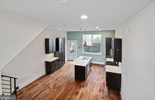 541 12 St, Philadelphia PA 19123-1156 exterior