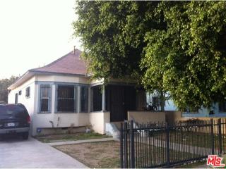 1243 57th St, Los Angeles, CA 90011-4822
