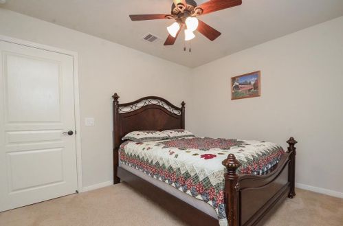 2843 Cone Flower Dr, Richmond TX 77469-5551 exterior