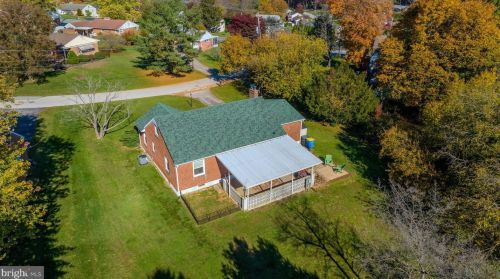 5 Southview Dr, York, PA 17402-5043