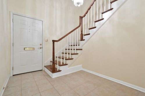 1673 Executive Park Ln, Atlanta GA  30329-3132 exterior