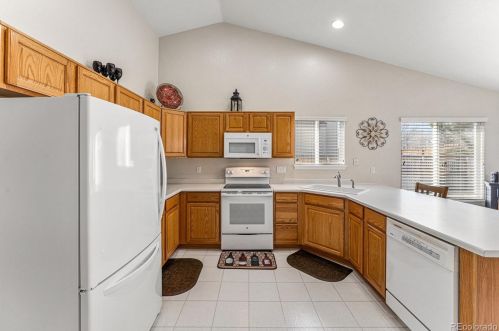 4712 Danube Cir, Aurora CO  80015-4958 exterior