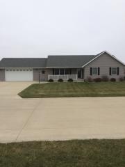 215 Pointe Dr, Gifford, IL 61847-9563