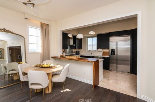 670 Caruso Ave, Glendale CA  91210-1519 exterior