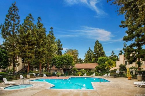 1270 Cabrillo Park Dr, Santa Ana CA  92701-3100 exterior