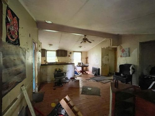 256 Hampton Ln, Ball Ground, GA 30107-2642
