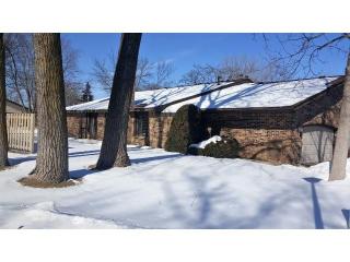 1011 Weston Ln, Minneapolis, MN 55447-3601