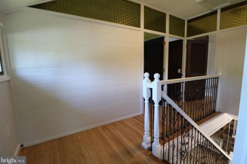 635 Parkway Ave, Trenton NJ  08618-2723 exterior