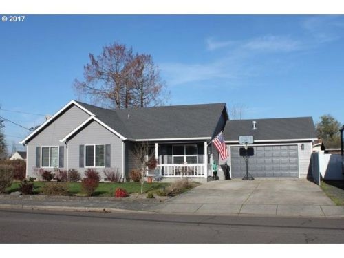 775 Burton St, Harrisburg, OR 97446-9532