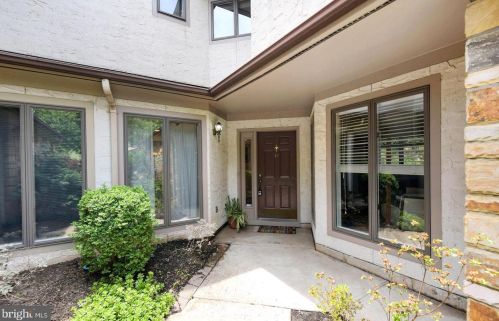 29 Jackie Dr, Trenton, NJ 08648-2107