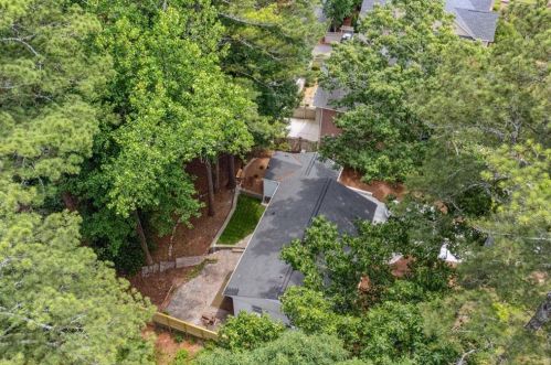 4590 Briarcliff Rd, Atlanta GA  30345-2160 exterior