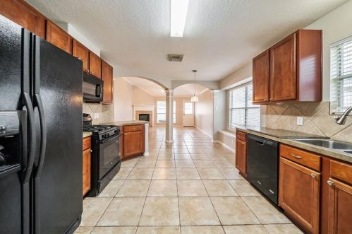 1030 Bahia Vis Dr, Richmond TX 77406-2850 exterior