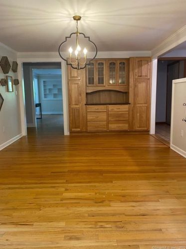 140 Hoerle Blvd, Torrington CT  06790-3243 exterior