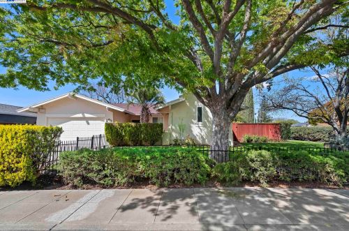 478 Alice Way, Livermore, CA 94550-5216