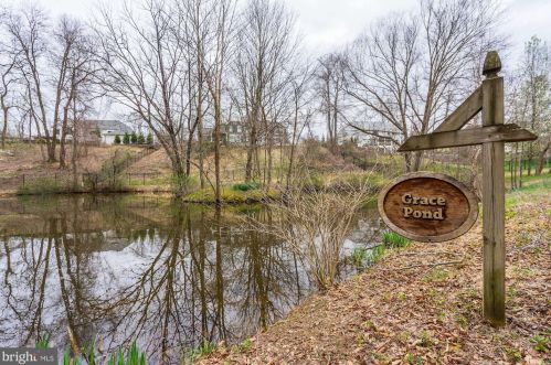 1312 Merchant Ln, Mc Lean, VA 22101-2413