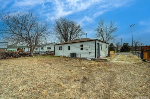 5881 60th Ave, Denver CO  80022-3347 exterior