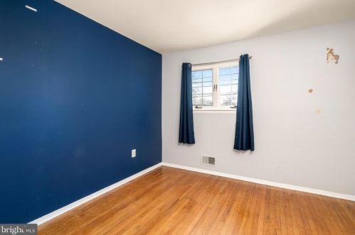 46 Copperfield Dr, Trenton NJ  08610-2031 exterior