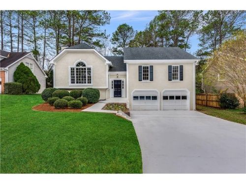 731 Helga Dr, Holly Springs, GA 30188-4063