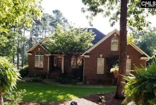 1633 Barracks Dr, Gilbert, SC 29054-9452