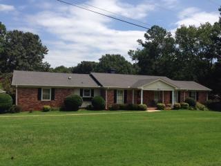 501 Woodfern Cir, Anderson, SC 29625-1149