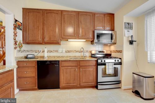 814 Whittington Ter, Silver Spring MD 20901-1056 exterior