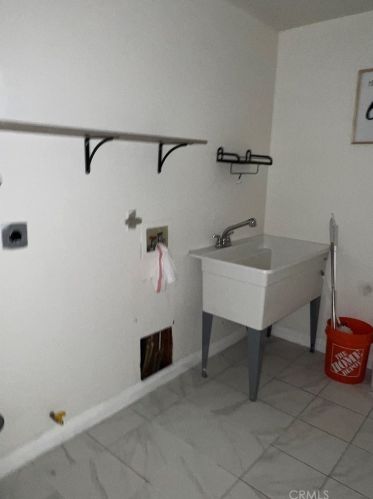 16275 Constable Rd, Riverside CA  92504-5624 exterior