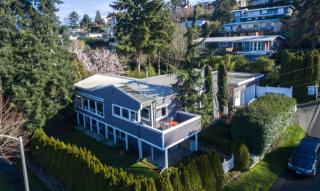 5802 Lakeview Dr, Kirkland, WA 98033-7316