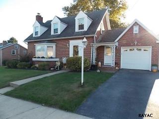 400 Forrest St, York PA  17404-5009 exterior