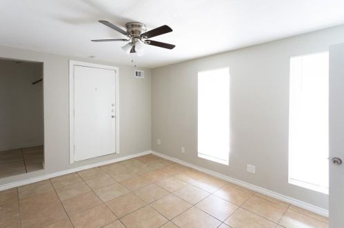 5413 Laredo Ln, Garland TX 75043-3602 exterior