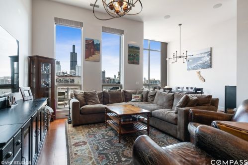 134 Aberdeen St, Chicago, IL 60607