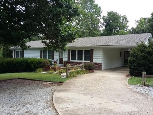 725 Hickory St, Harrison, AR 72601-5719