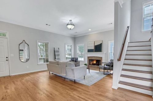 179 Bowen Cir, Atlanta GA  30315-2608 exterior