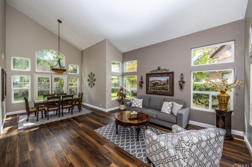 1098 Rexford Ln, Anaheim CA  92808-2333 exterior