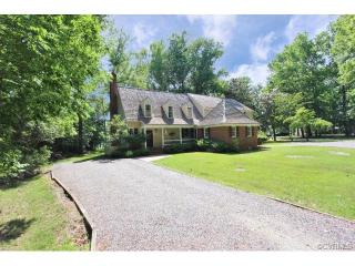 17 The Grn, Weems, VA 22576-2804