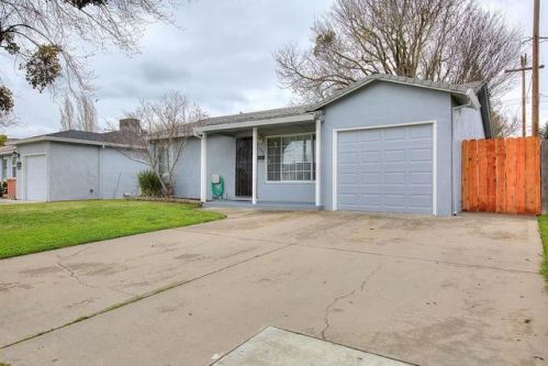 322 Westwood Ave, Lodi, CA 95242-2451