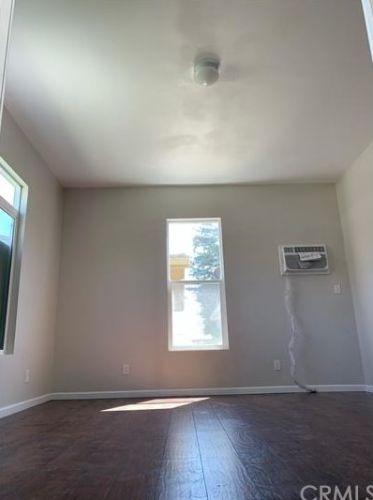 4079 Almond St, Riverside CA  92501-3533 exterior