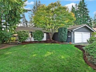 2408 Larlin Dr, Everett, WA 98203-6930
