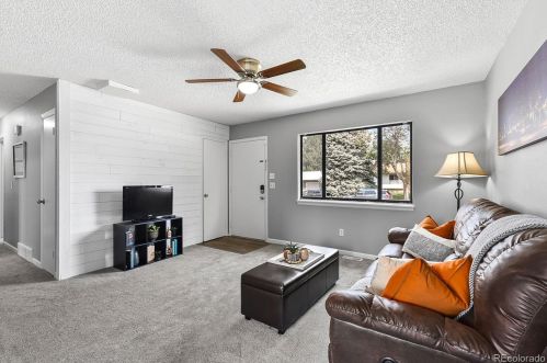 774 Nile Way, Aurora CO  80012-3219 exterior