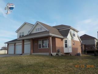 8155 Rosebury Dr, Frankfort, IL 60423-2402