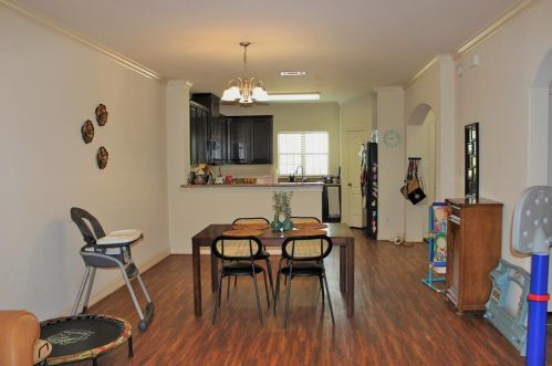 210 Tesch St, Bellvue TX  77418-2332 exterior