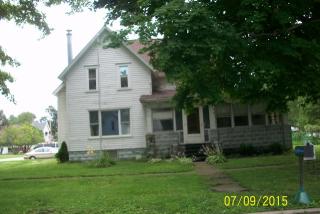 315 Center St, Sheldon, IL 60966-8319