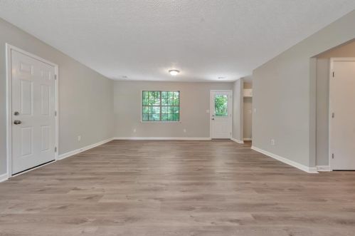 109 Clifford Ct, Stockbridge GA  30281-3007 exterior
