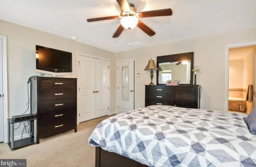 111 Sundance Dr, Trenton NJ 08619-3968 exterior