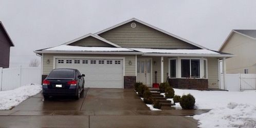 9505 Asher Dr, Amber, WA 99004-8566