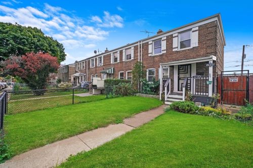 5235 64th Pl, Chicago, IL 60638-5738