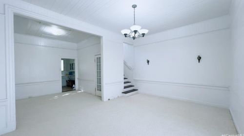 2508 Manoa Rd, Honolulu HI  96822-2120 exterior